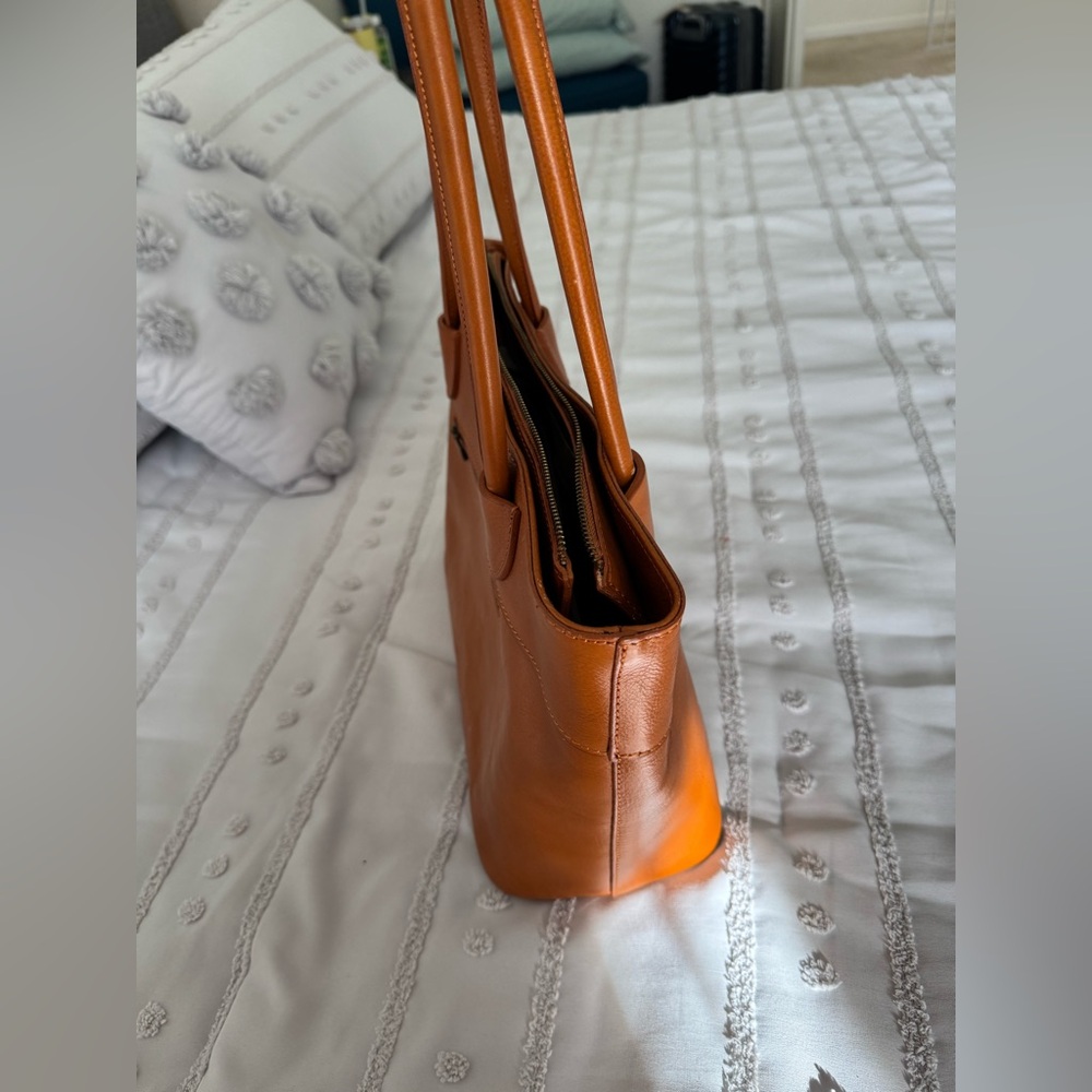 Florentine Tan Leather Tote Bag EUC - Picture 9 of 9